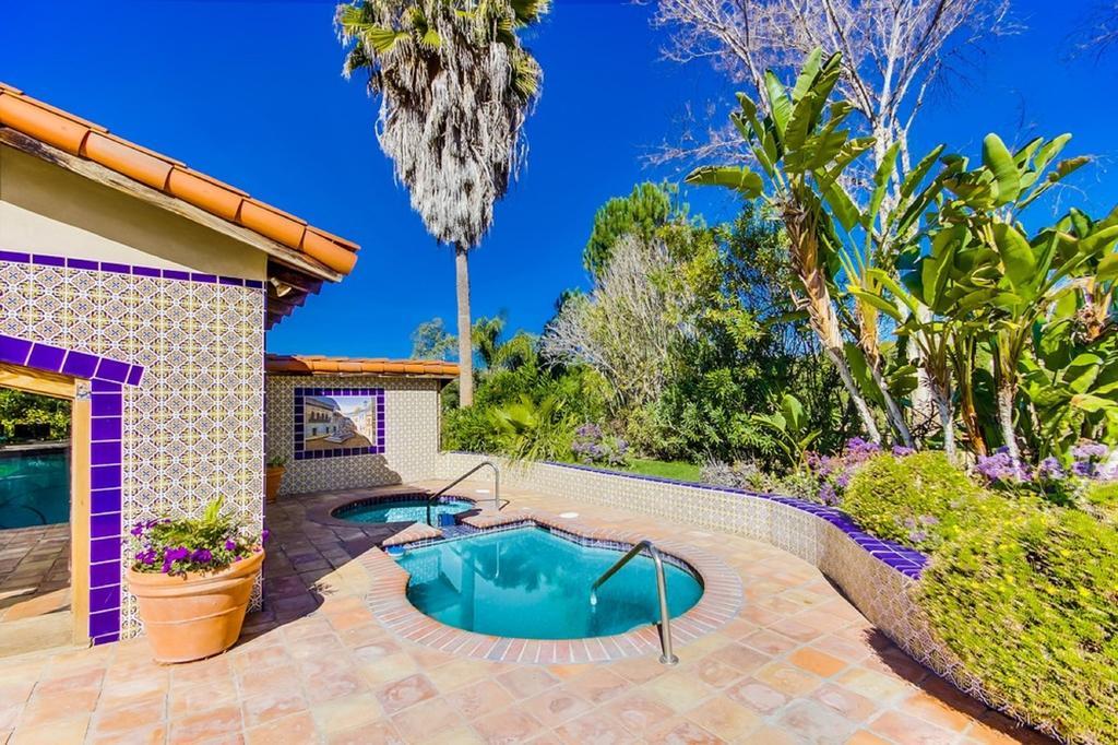 Vineyard Hacienda Hotel Spring Valley  Exterior photo